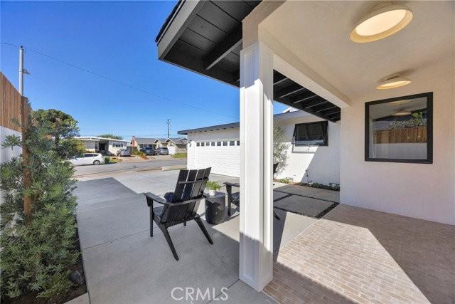 900 Catalina Ave - Photo 2 of 8