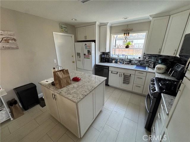 12541 Scandia St - Photo 6 of 8
