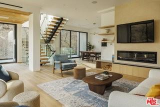 3755 Camino De La Cumbre - Photo 2 of 8