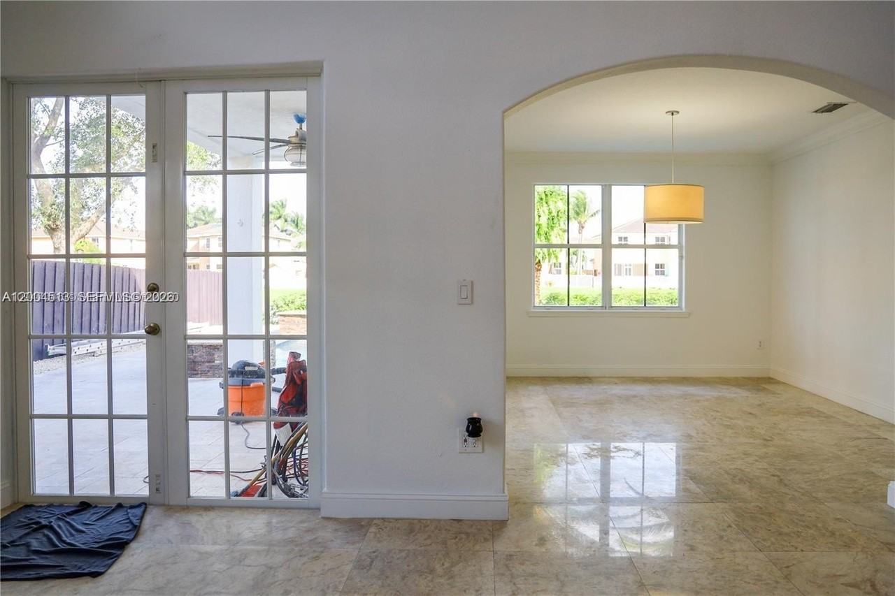 16473 Sw 59th Ter - Photo 7 of 35
