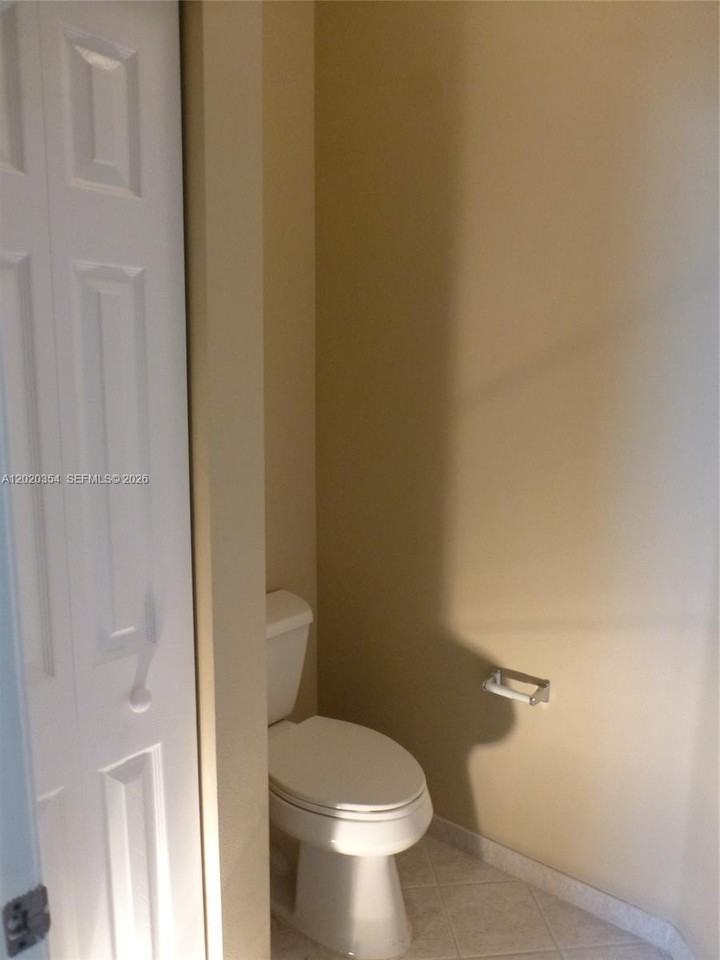 1139 Chenille Cir - Photo 7 of 27