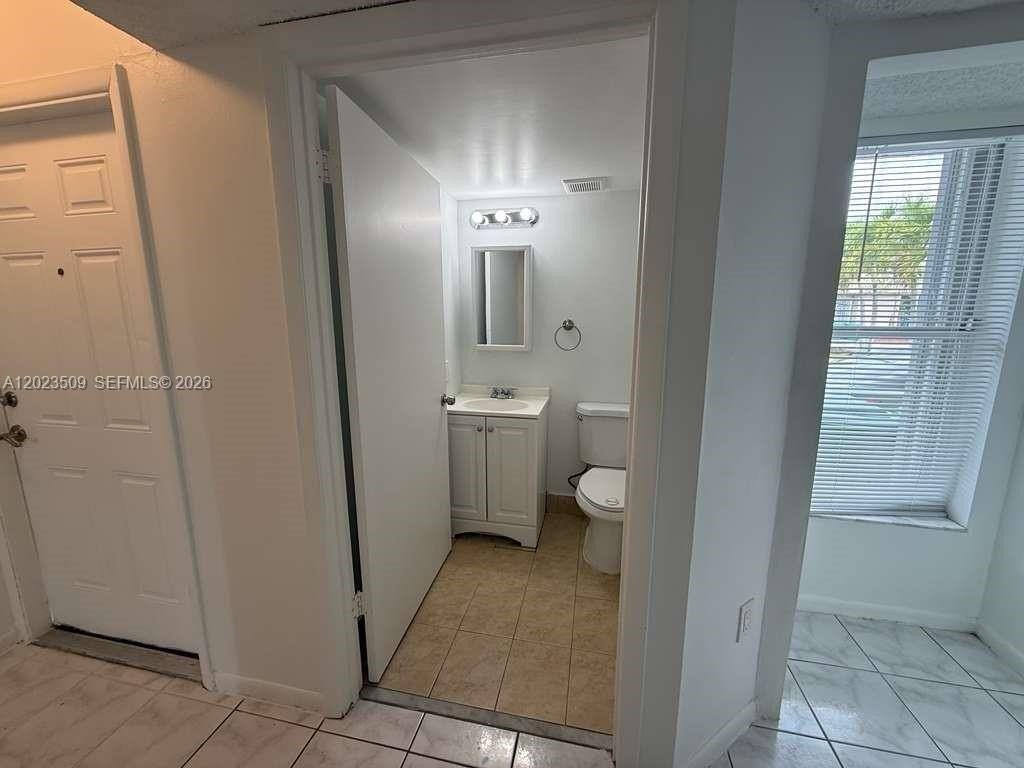 1137 Nw 123rd Ct #610 - Photo 3 of 13