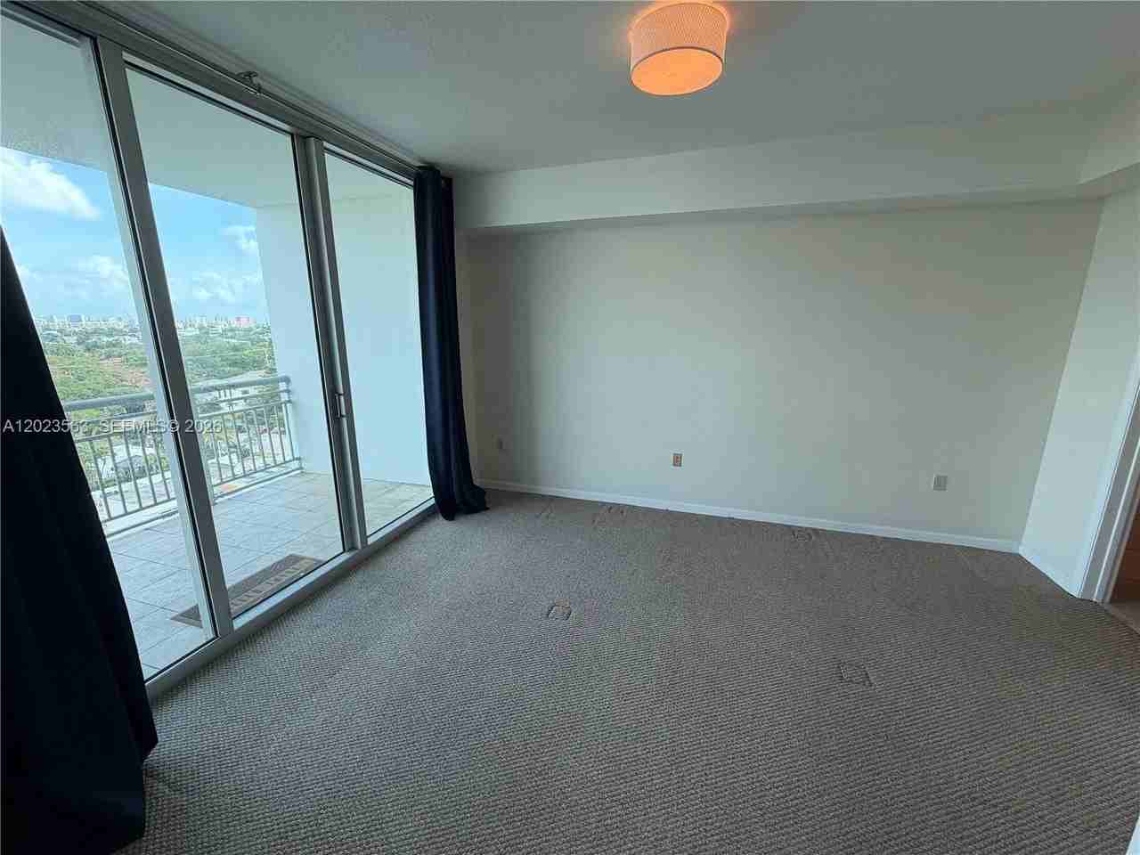 2021 Sw 3rd Ave #902 - Photo 4 of 14