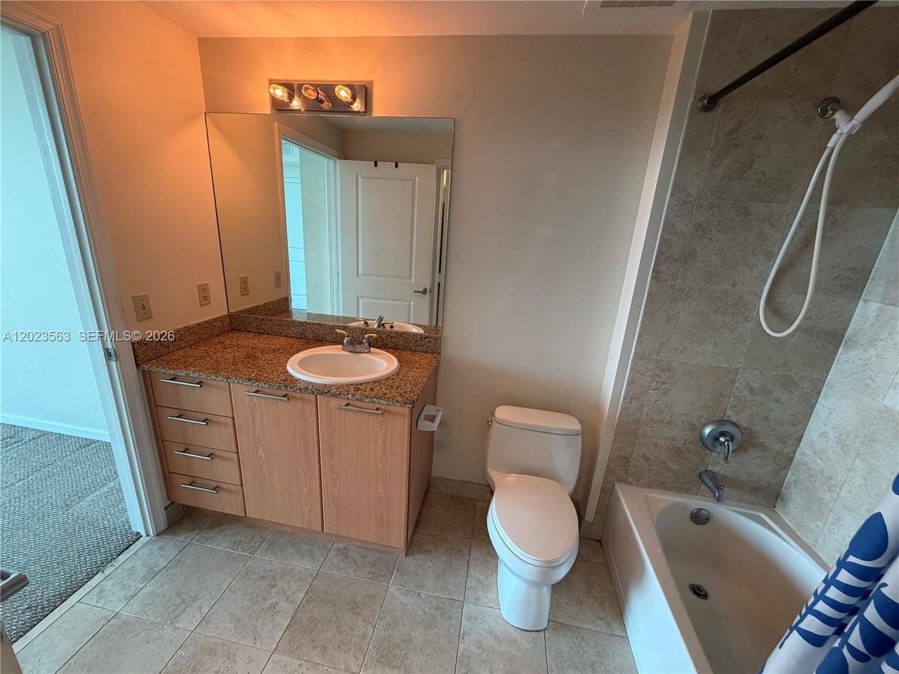 2021 Sw 3rd Ave #902 - Photo 6 of 14
