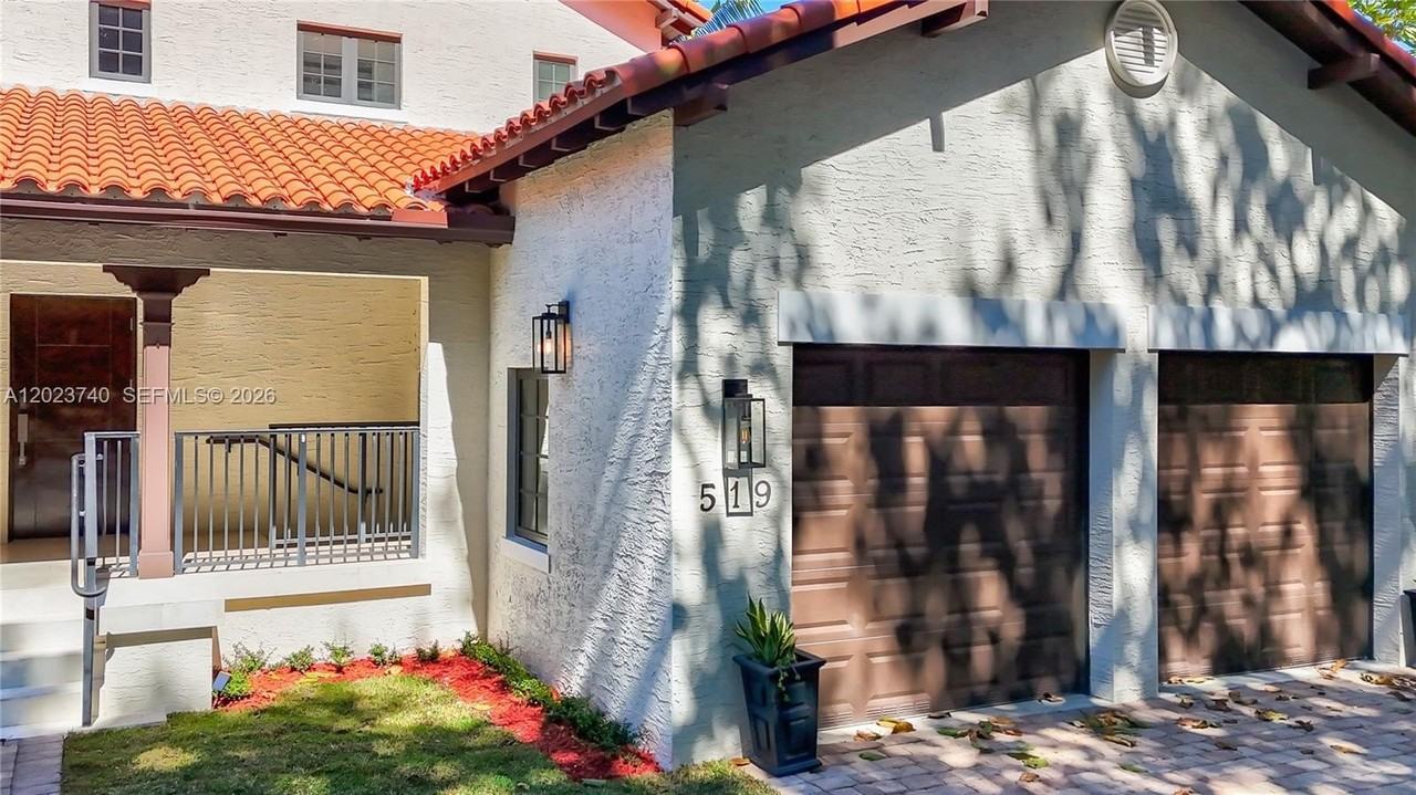 519 Alhambra Cir - Photo 6 of 50