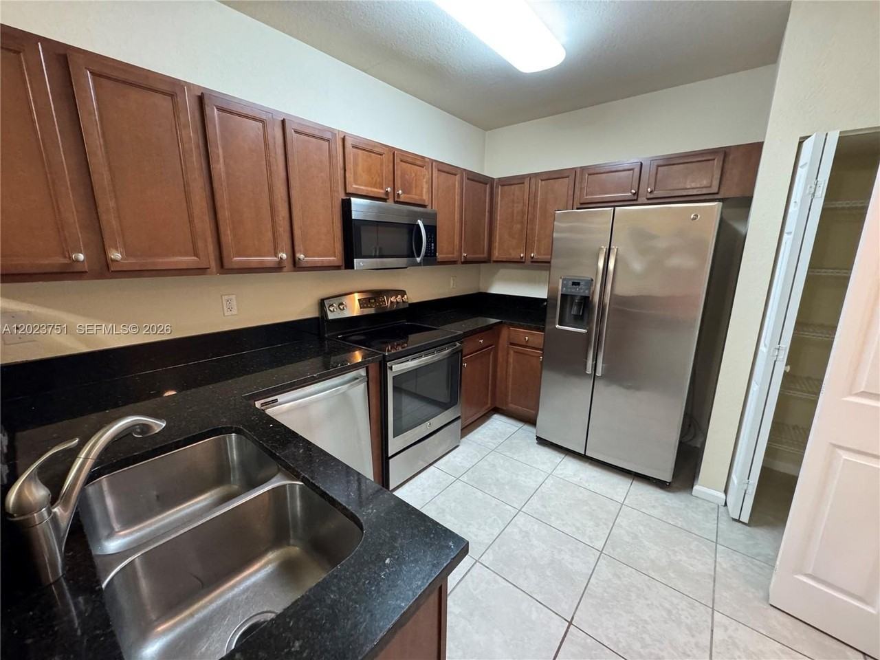 8650 Nw 97th Ave #209 - Photo 4 of 25