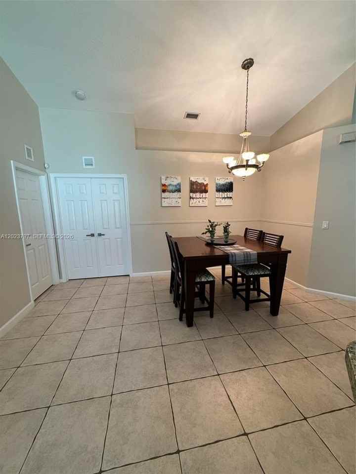 156 Preserve Dr #156 - Photo 4 of 18