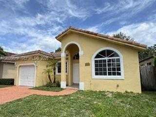 15339 Sw 32nd Ter - Photo 2 of 16