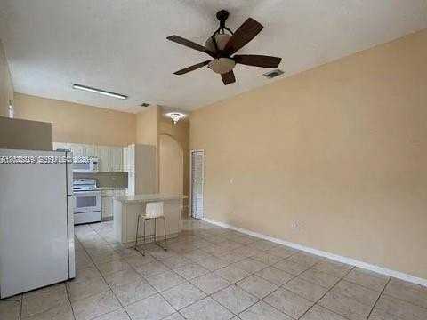 15339 Sw 32nd Ter - Photo 6 of 16