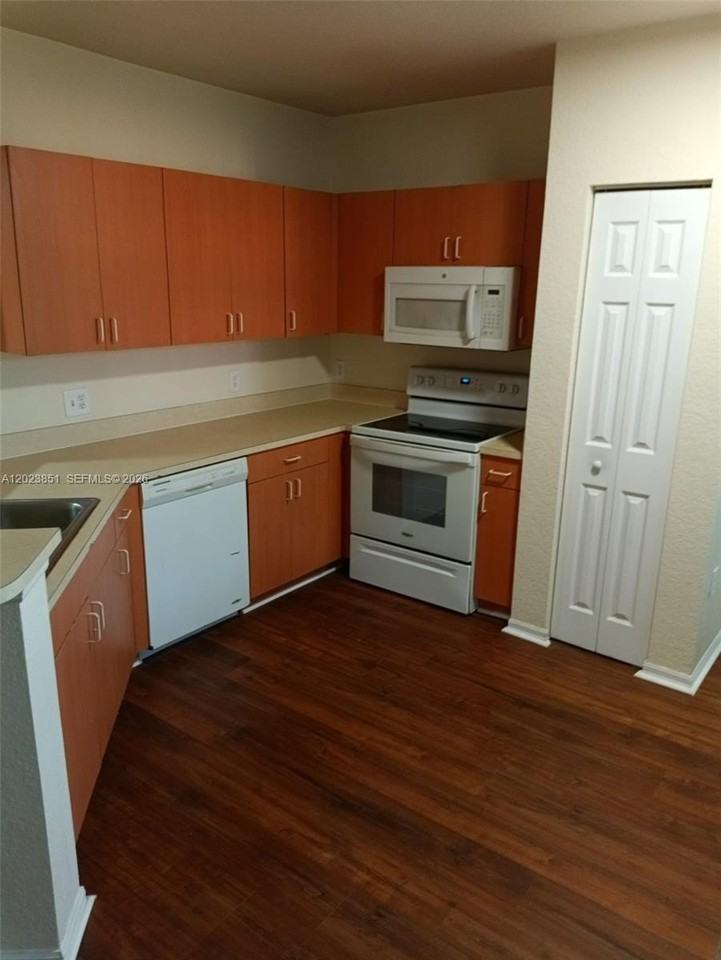 2707 Belmont Ln #1 - Photo 7 of 14
