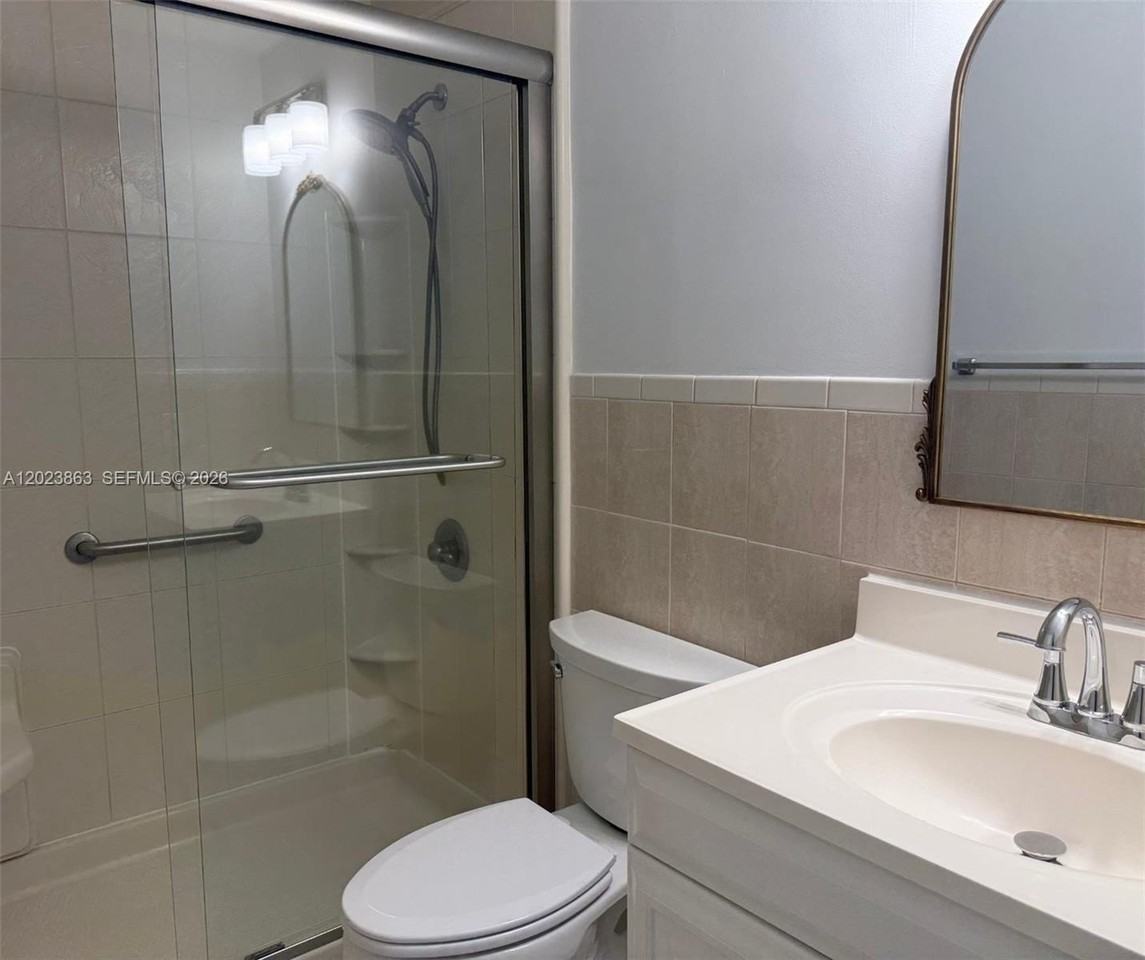 17035 Sw 107th Ct - Photo 7 of 22