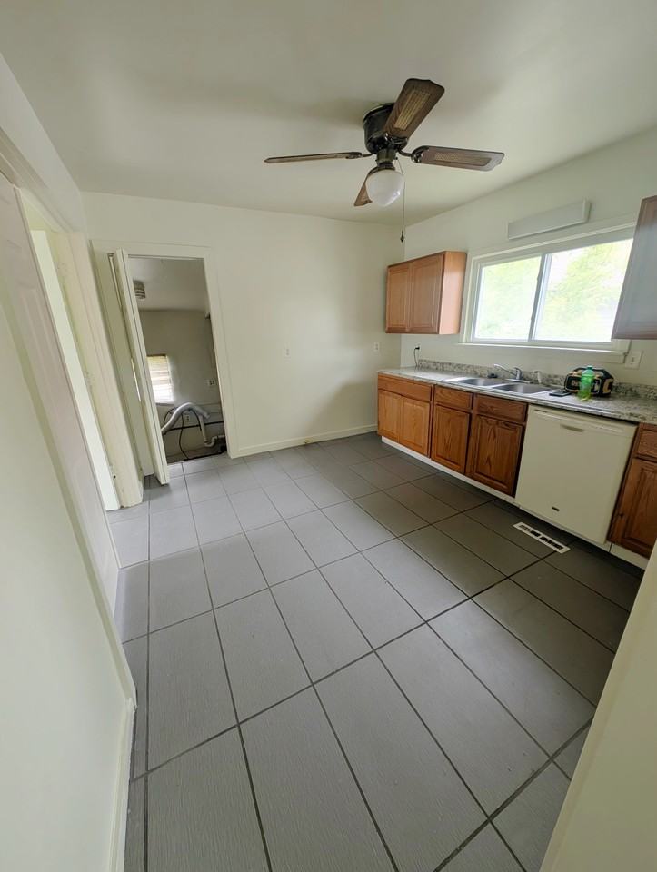 3188 Augusta St #1 - Photo 4 of 9