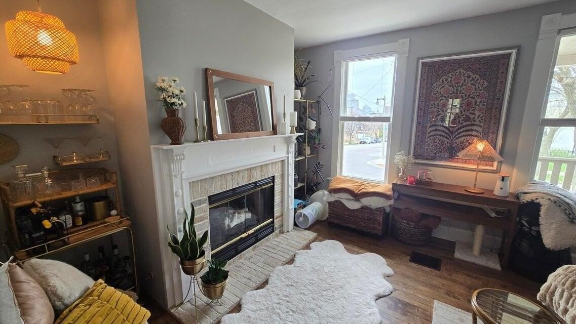 140 E Vine St - Photo 2 of 10