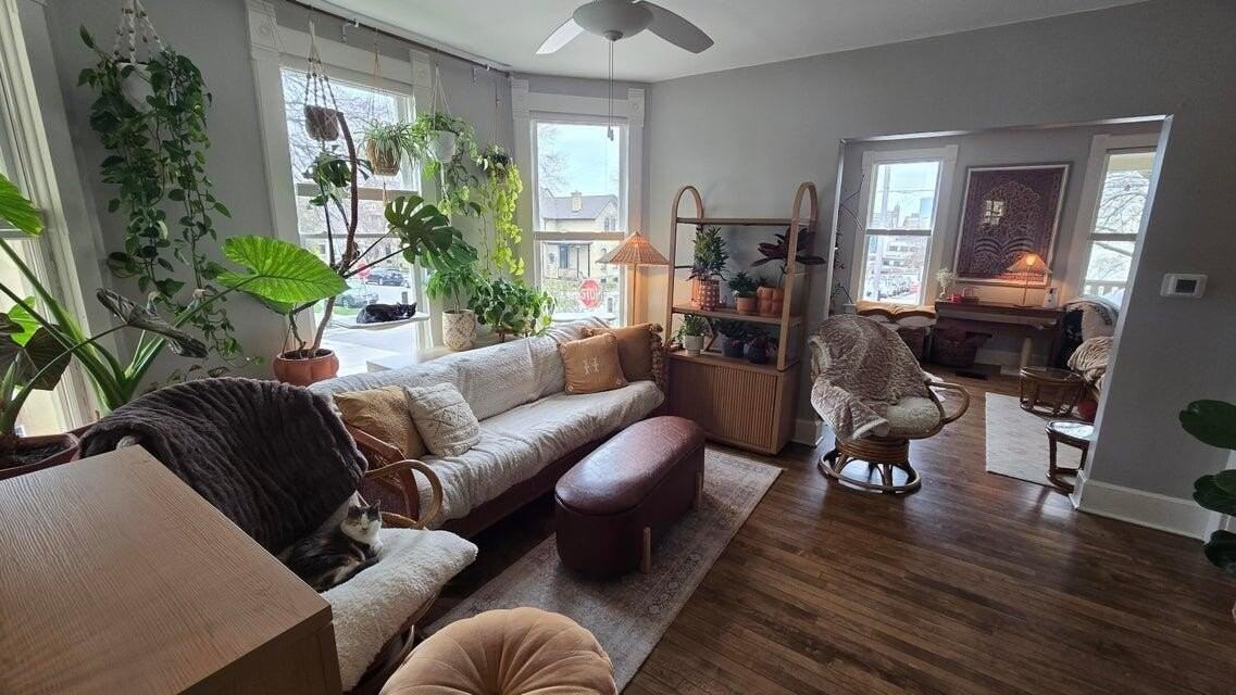 140 E Vine St - Photo 5 of 10