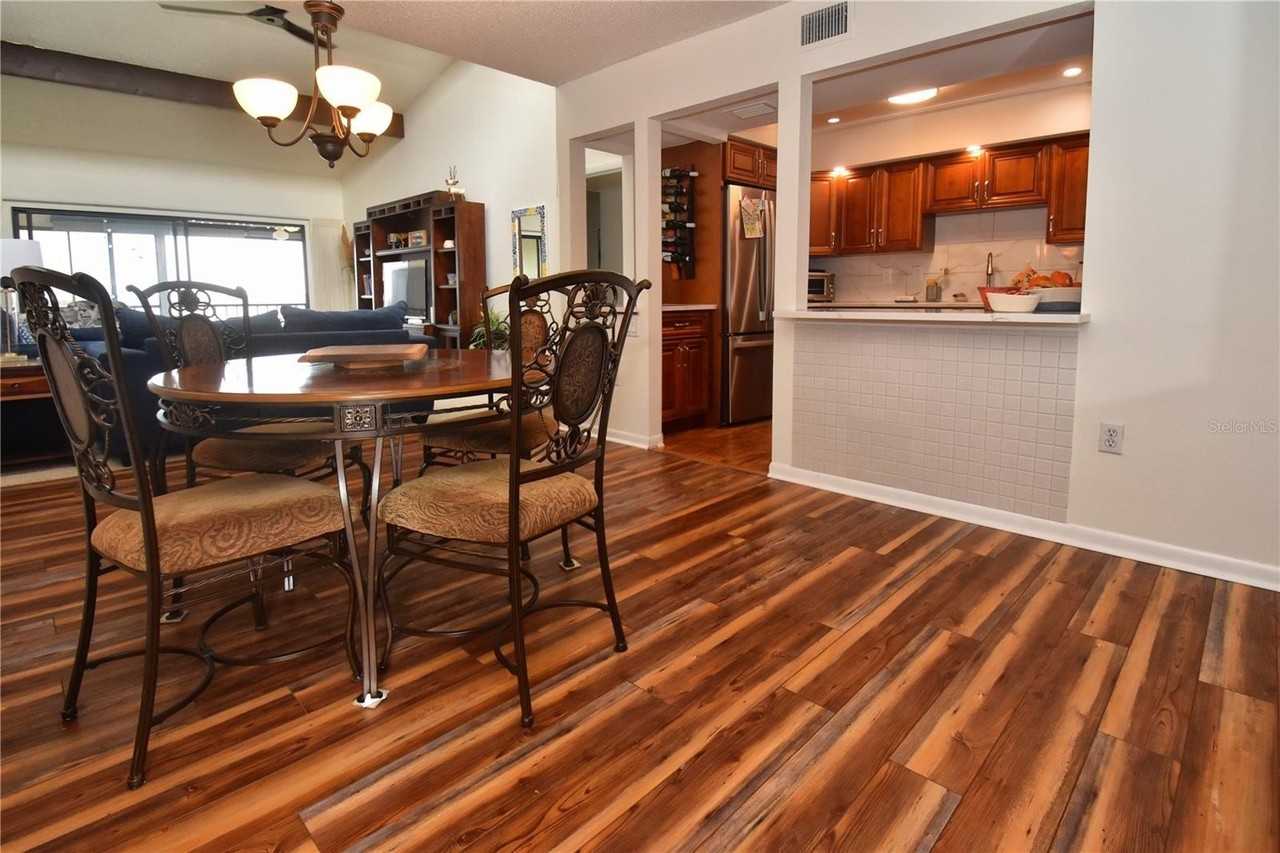 1503 Clower Creek Dr - Photo 2 of 40