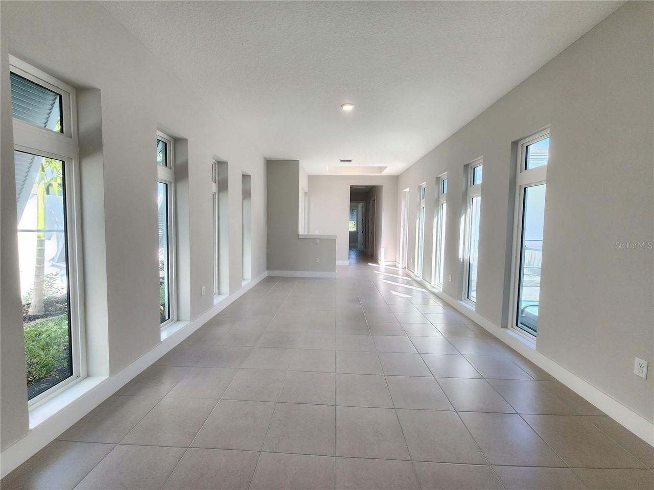 6406 Turtle Grass Dr - Photo 6 of 31