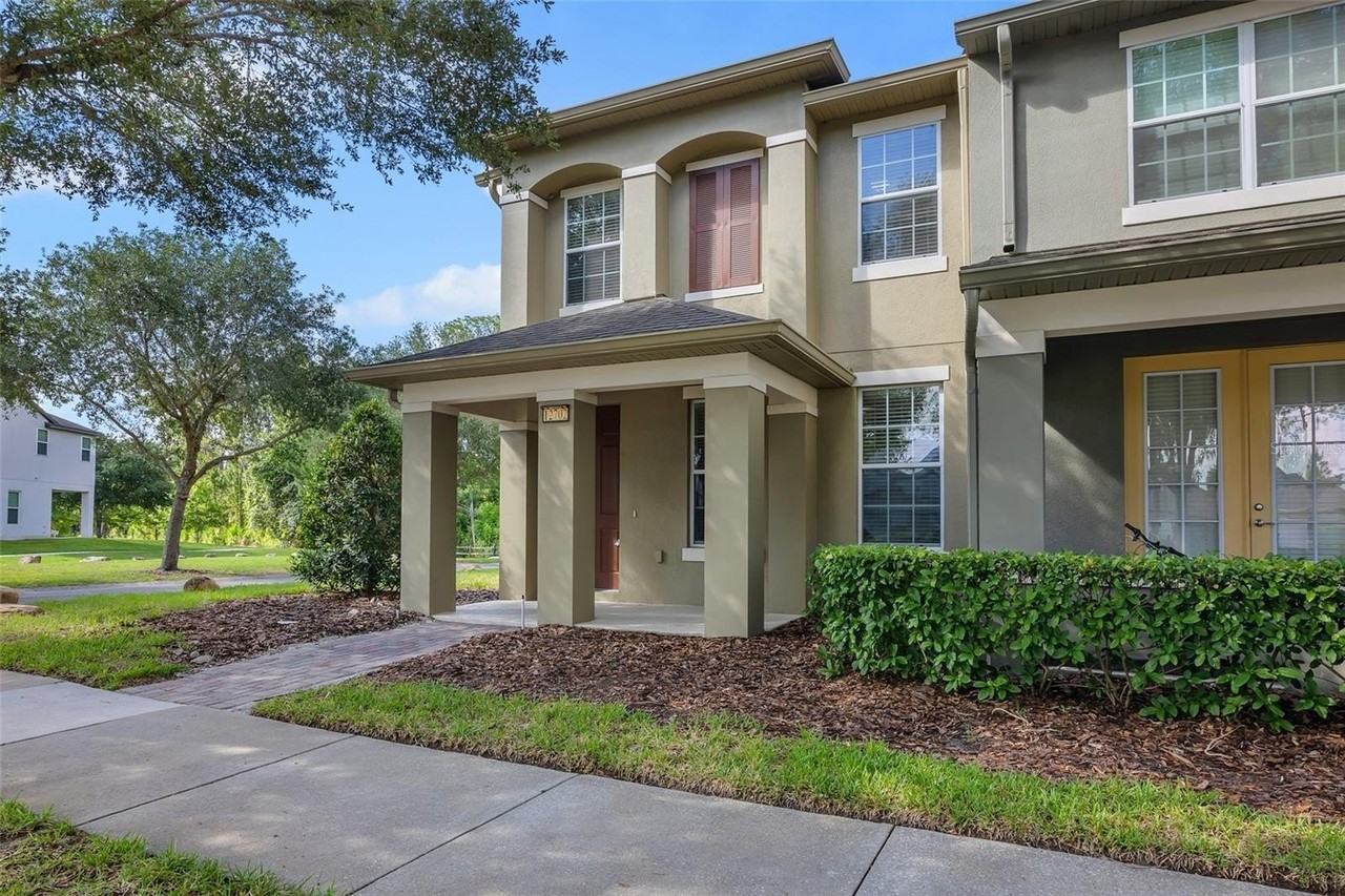 12702 Salomon Cove Dr - Photo 4 of 44