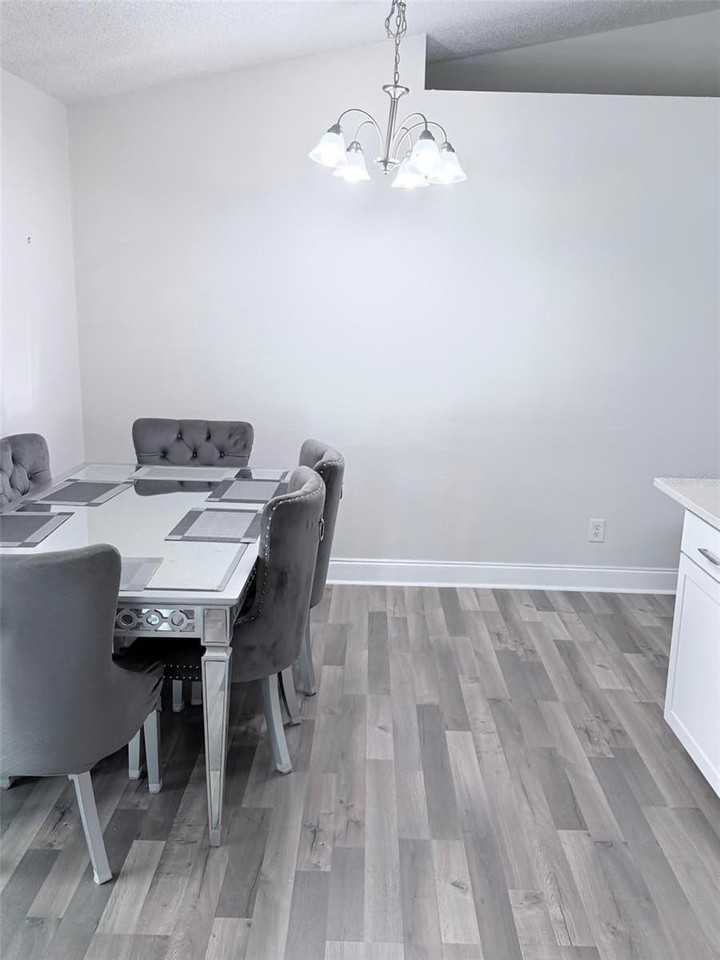3237 London Ave - Photo 5 of 18