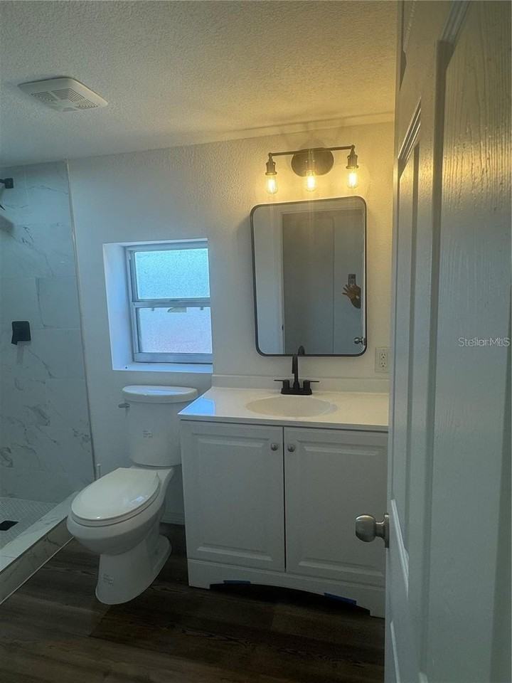 1539 Roselawn St Sw - Photo 5 of 14