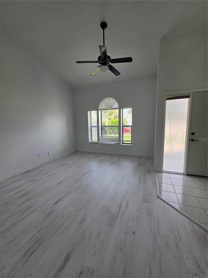 2216 Thurber Ct - Photo 7 of 26
