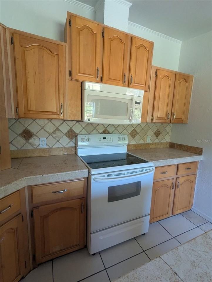 4947 Mitchell Rd - Photo 6 of 35