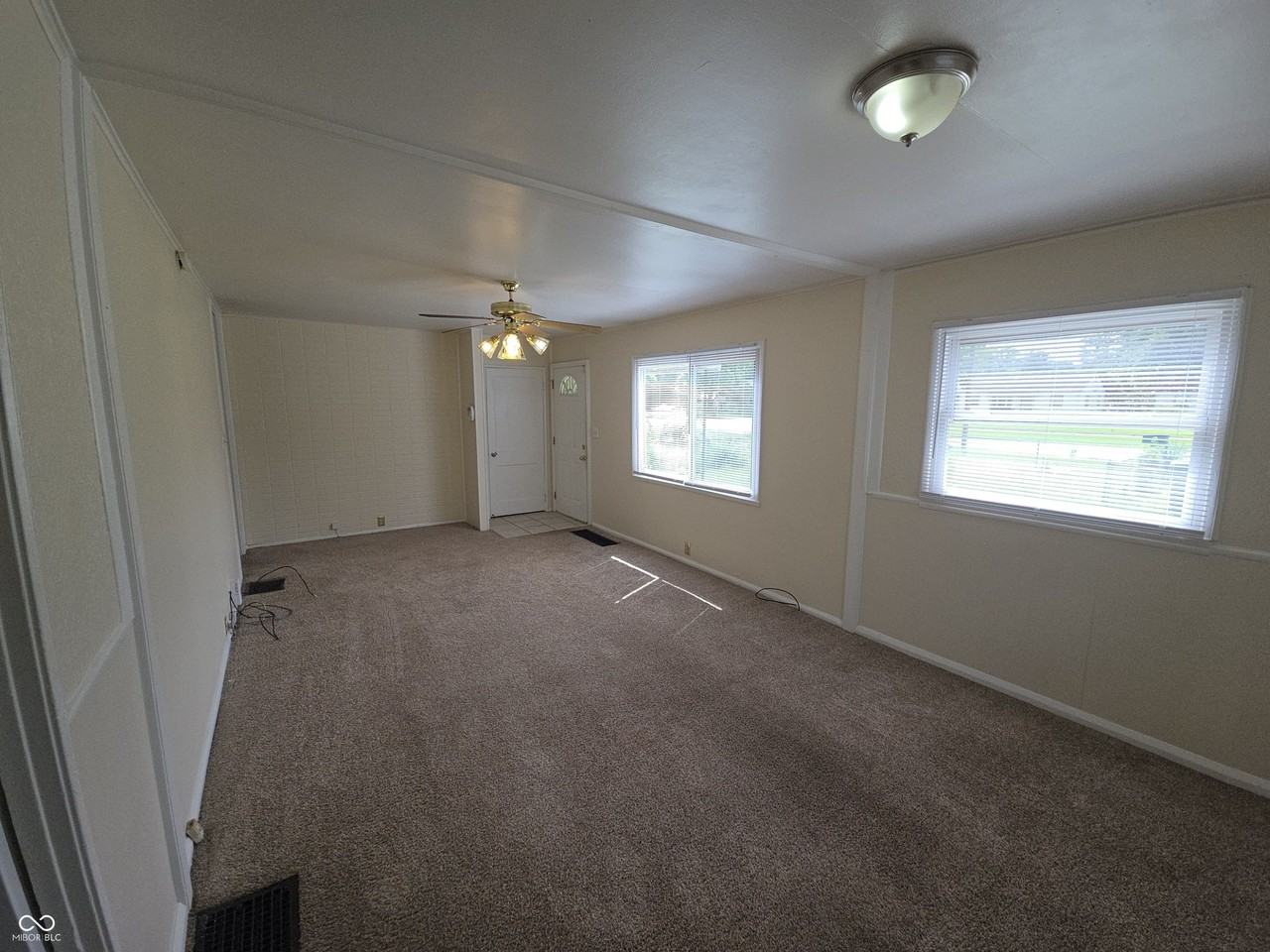 2011 Kessler Blvd North Dr - Photo 4 of 17