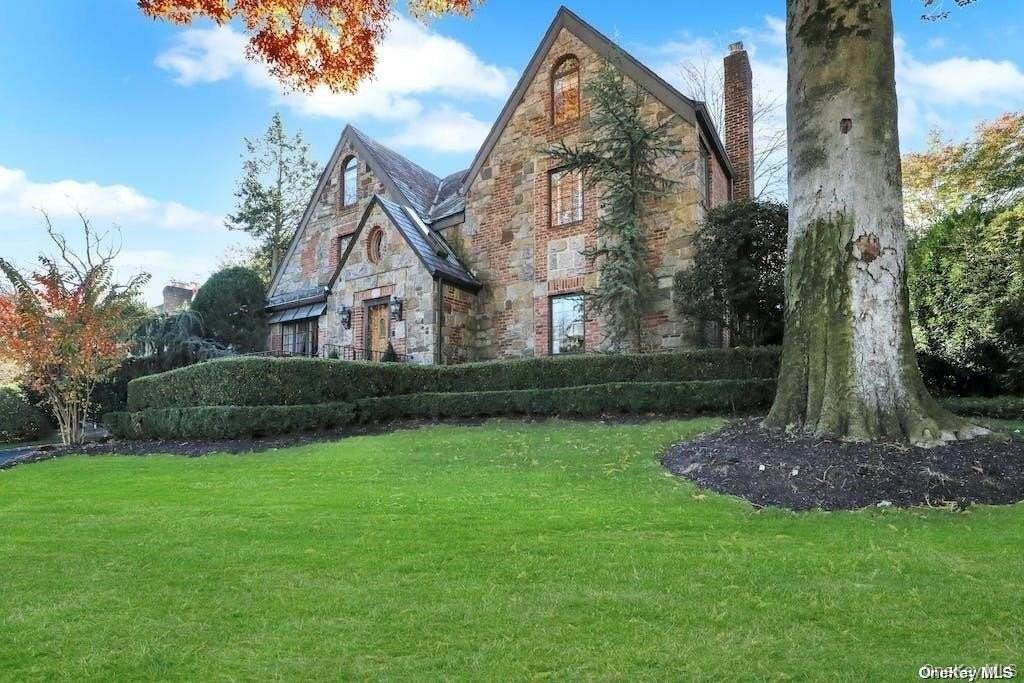 272 Chapel Rd - Photo 4 of 36