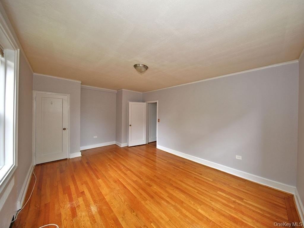 314 Larchmont Acres Apt C #4C - Photo 5 of 9