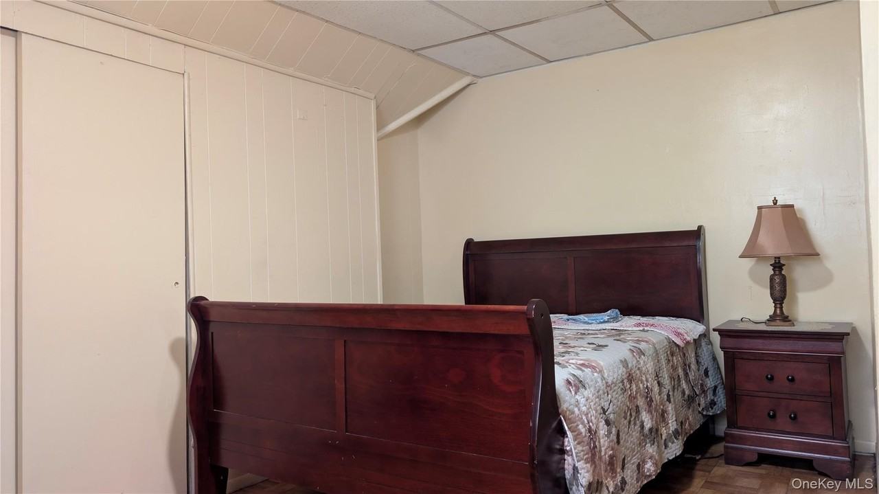 118 N Columbus Ave - Photo 3 of 4