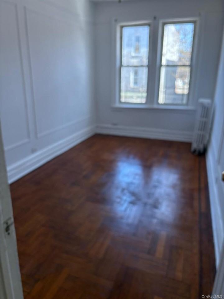 646 Commonwealth Ave - Photo 5 of 11