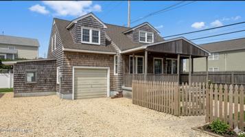 featured image of 113 Kerr Ave