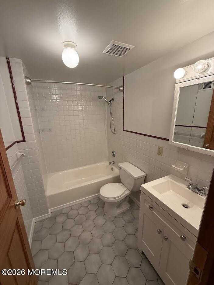 620 Mattison Ave #2 - Photo 4 of 4