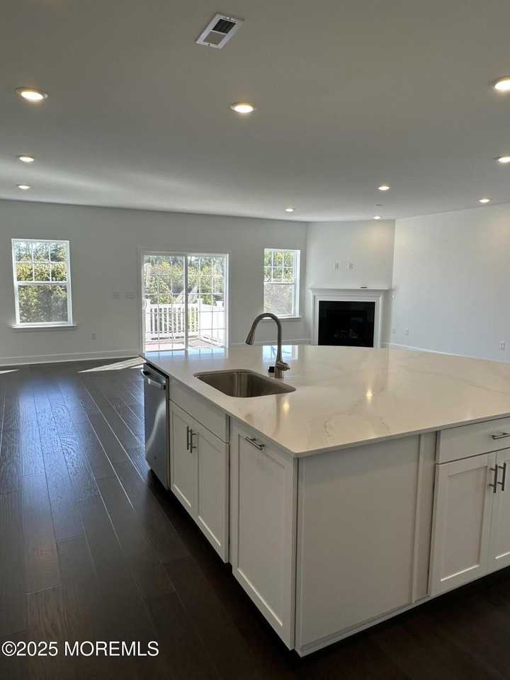2708 Journey Ave - Photo 4 of 26