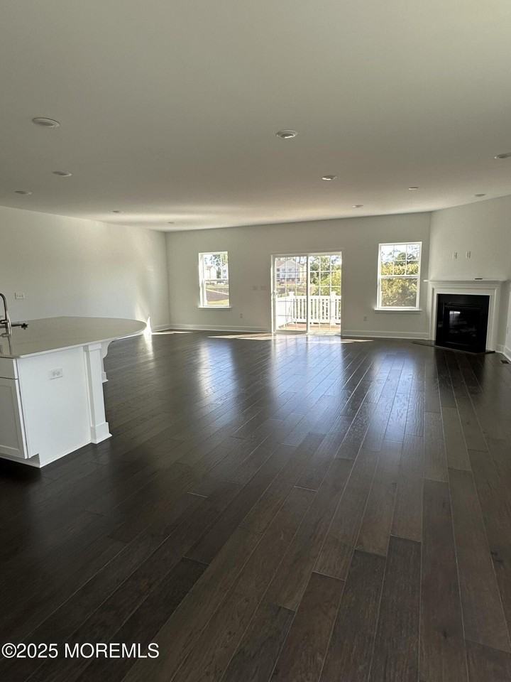 2708 Journey Ave - Photo 7 of 26