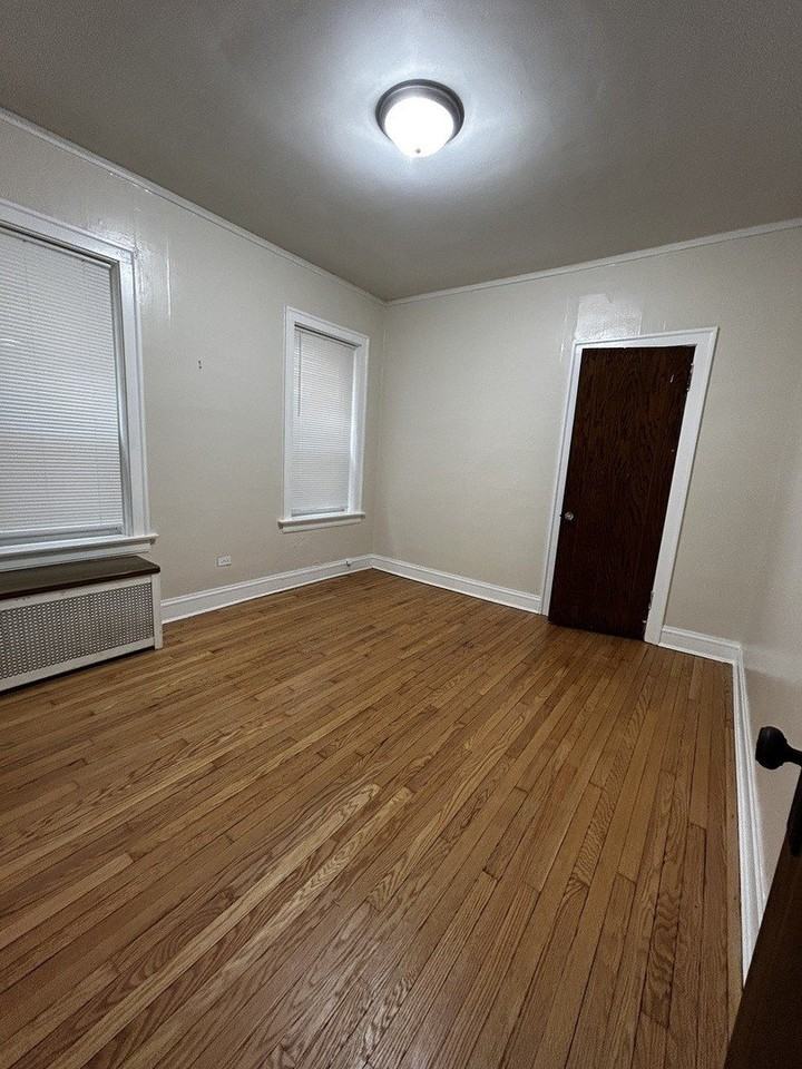 1740 W Garfield Blvd #1 - Photo 6 of 22