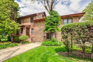 featured image of 1499 Glencoe Ave