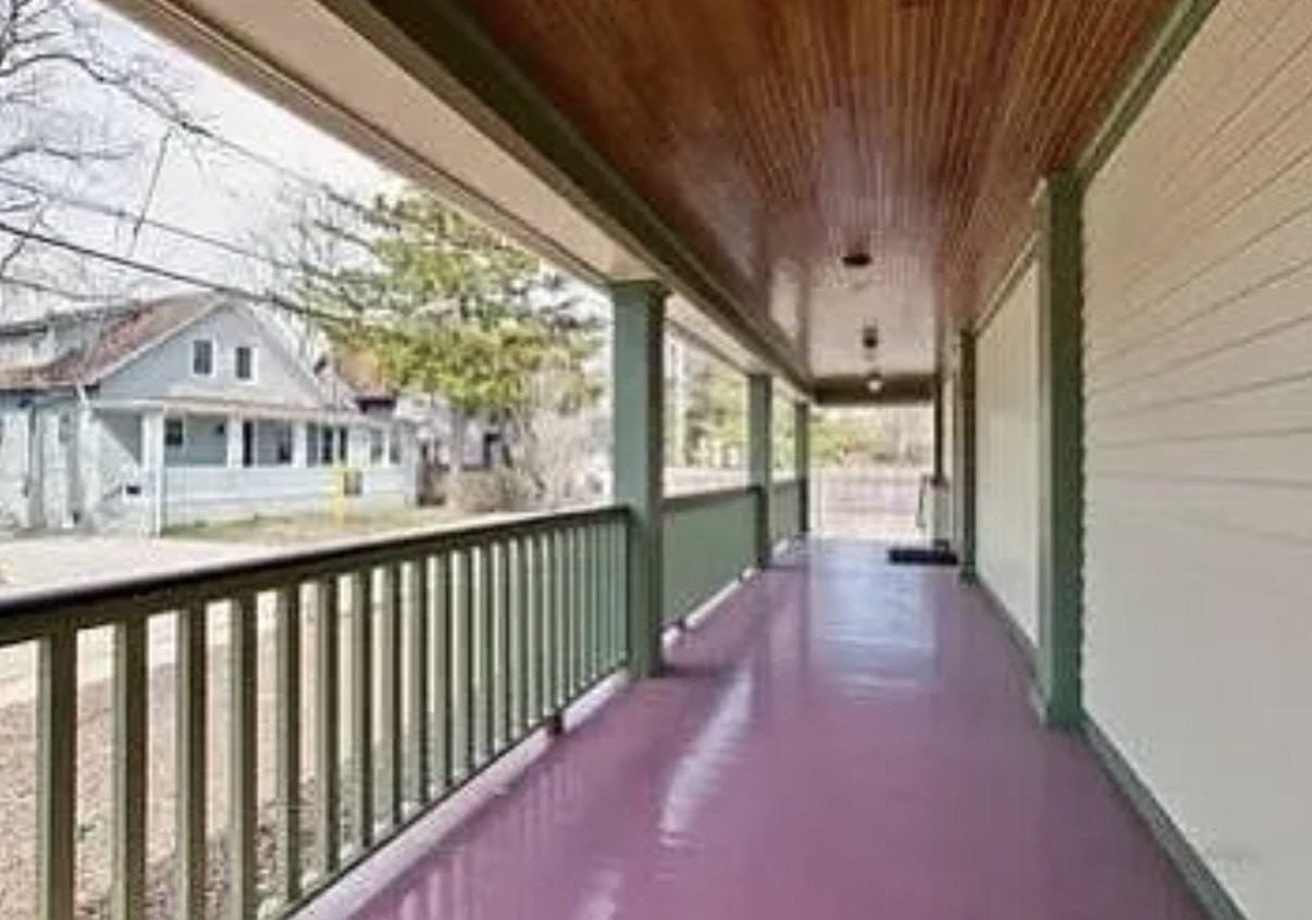 916 Driscoll Ct - Photo 3 of 20