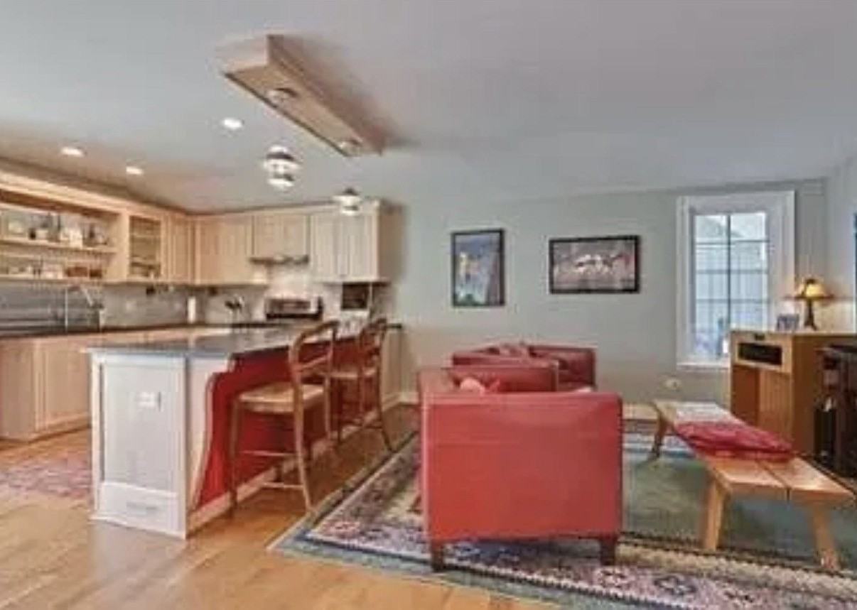 916 Driscoll Ct - Photo 6 of 20