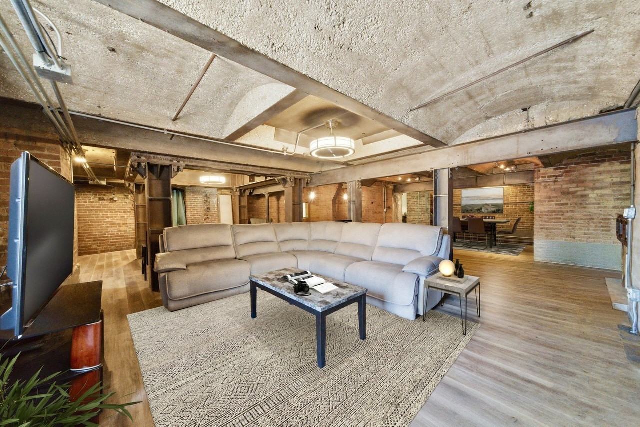 117 S Lombard Ave #G - Photo 2 of 30