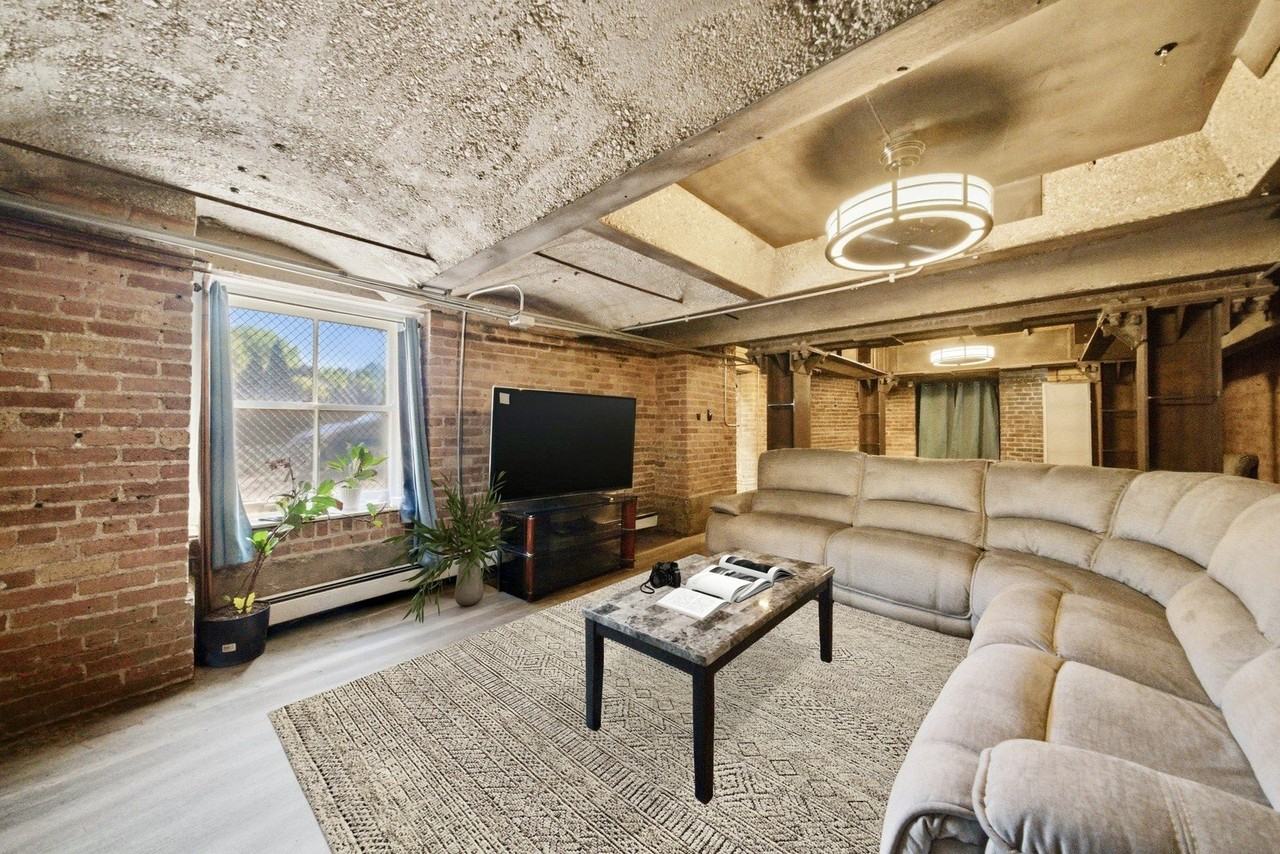 117 S Lombard Ave #G - Photo 4 of 30