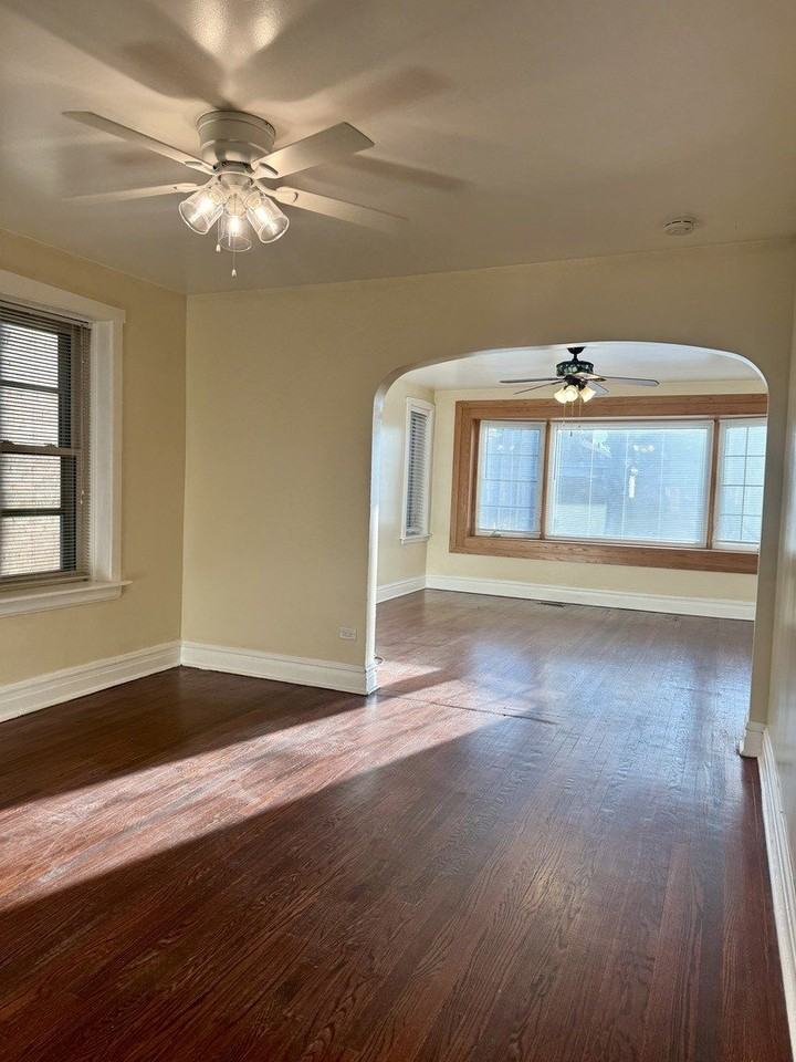 6143 S Major Ave #1 - Photo 4 of 17