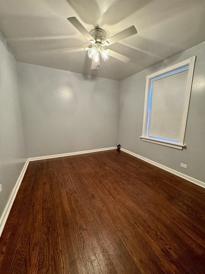 6143 S Major Ave #1 - Photo 5 of 17