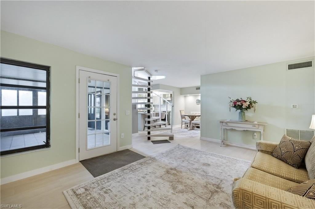 16001 Amberwood Lake Ct #1 - Photo 4 of 33