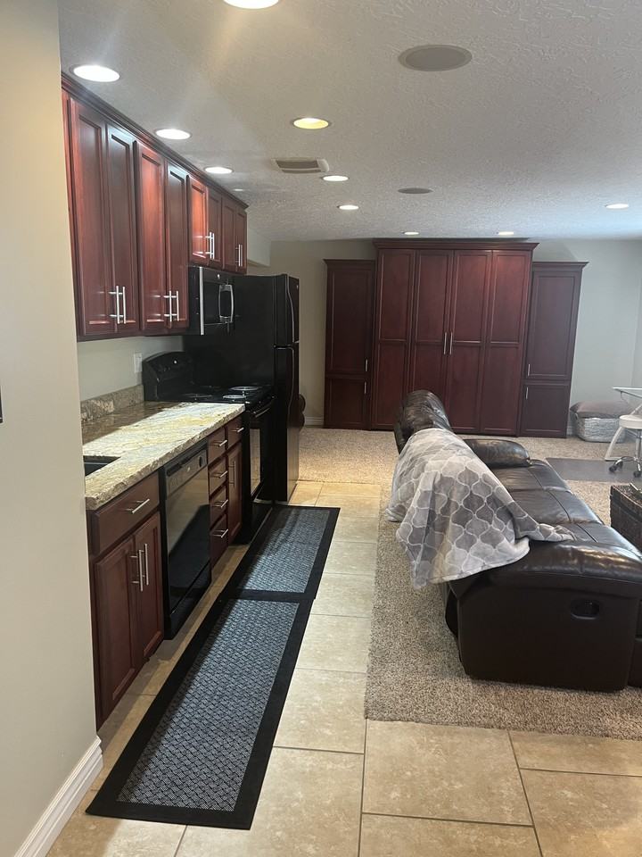 486 E Aspen Meadows Ct - Photo 2 of 17