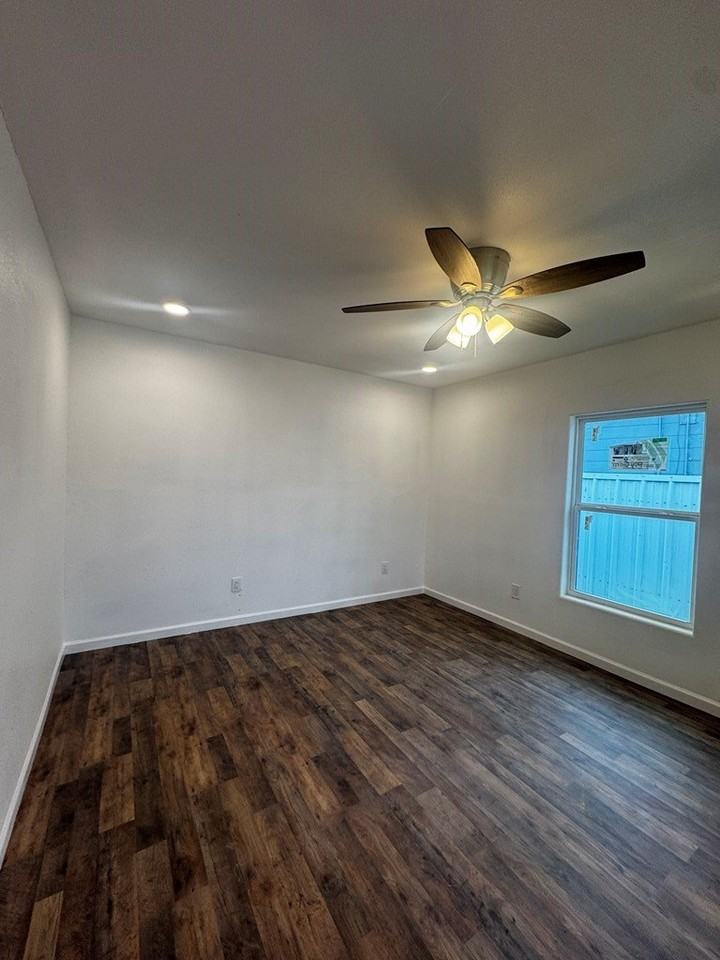 715 N Kelly Ave - Photo 7 of 11