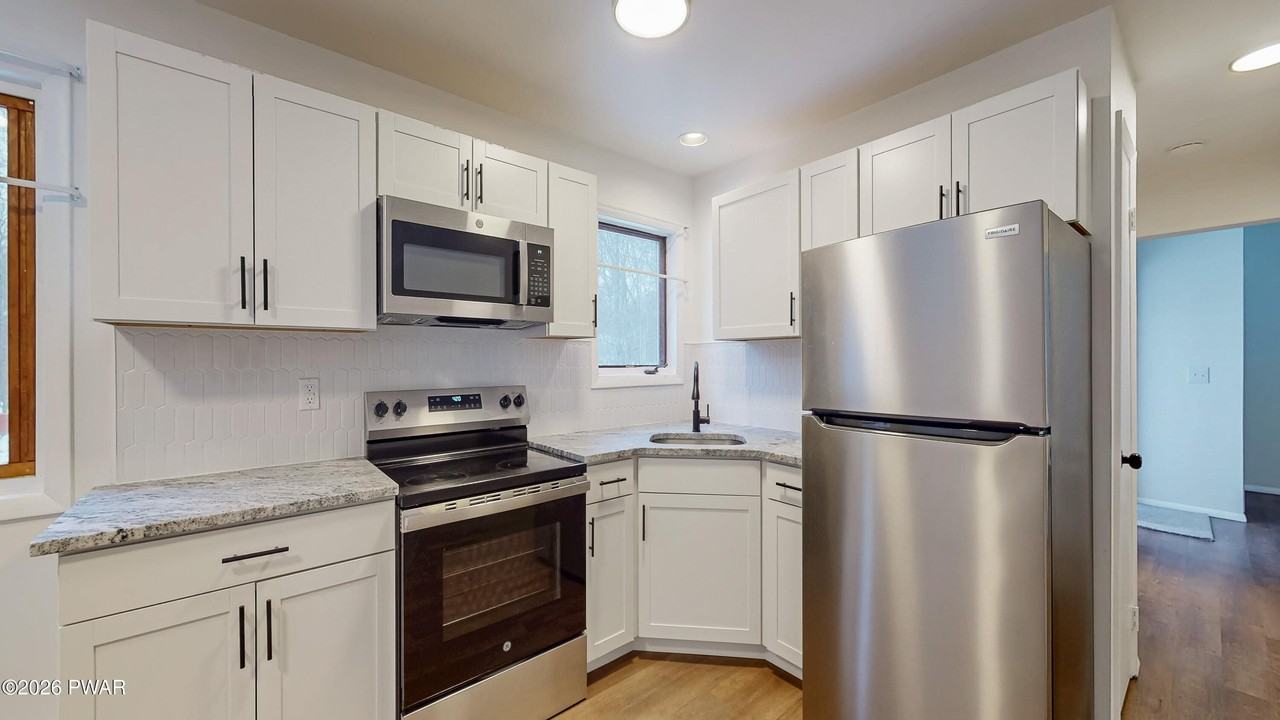 8407 Porcupine Dr - Photo 3 of 50