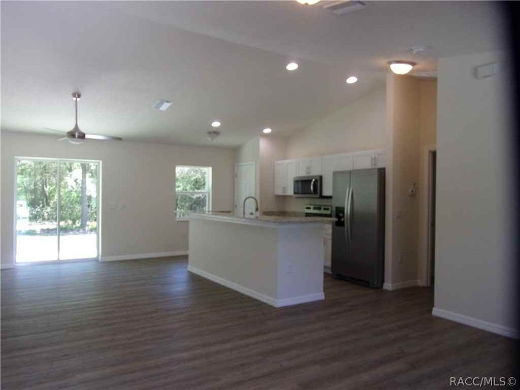 916 Independence Hwy - Photo 5 of 27
