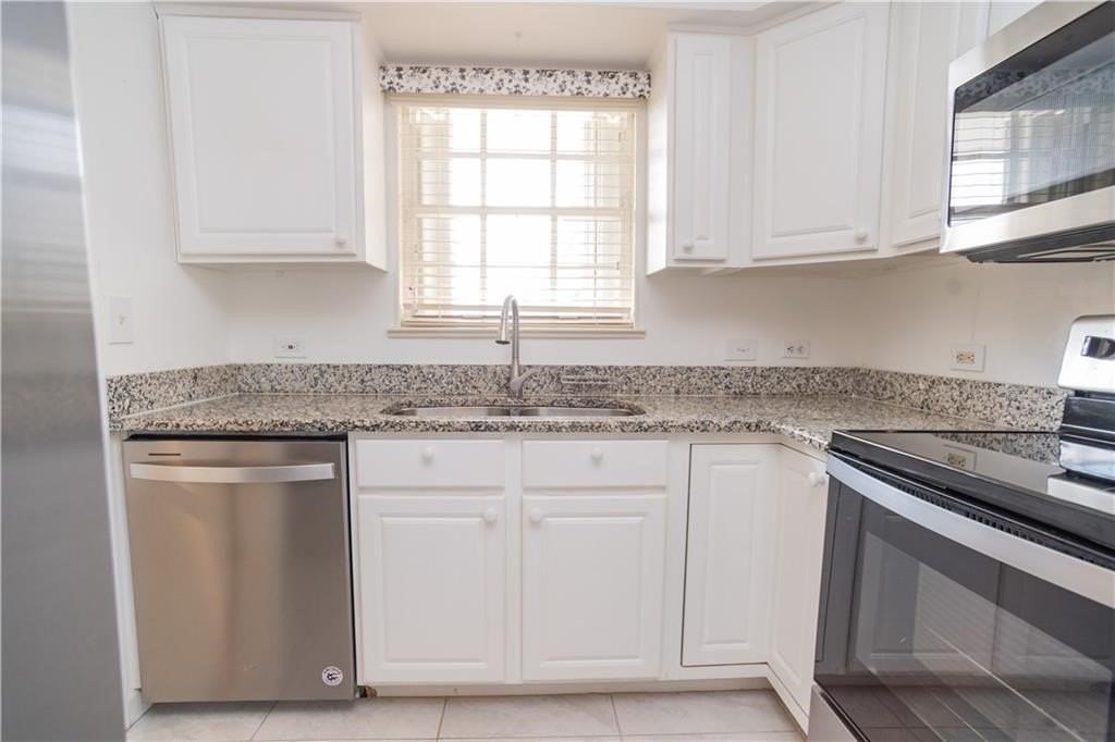 300 Grand Royale Cir #204 - Photo 5 of 31