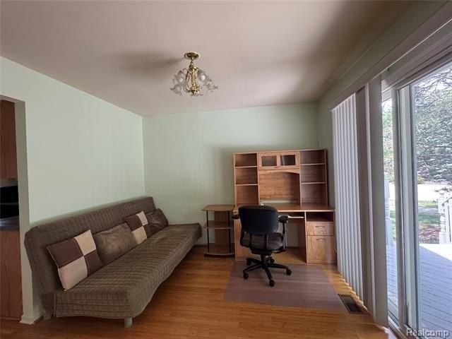 40342 Riverbend Dr - Photo 5 of 24