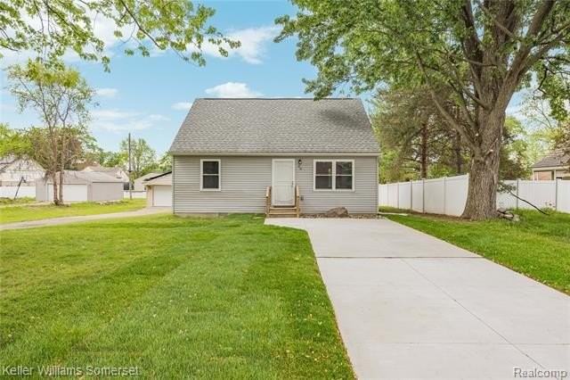 90 Tacoma Dr - Photo 2 of 35